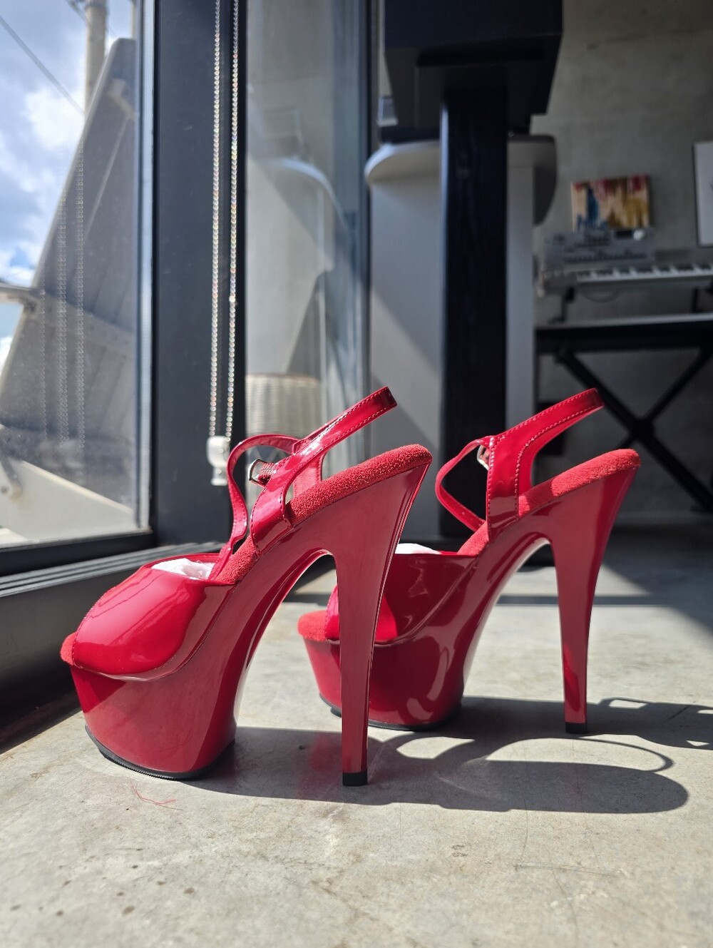 Kiss 209 Pleasers  6 Inches Red Size 7